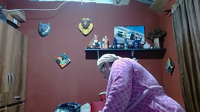 Snapshot of Sasharosee2 chatting on February 27, 2026, 12:16 pm Sasharosee2 online show from February 27, 2026, 12:16 pm