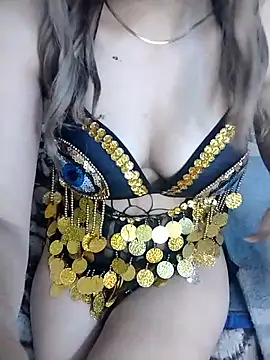 shahinaz-123 online show from March 7, 2026, 10:21 am