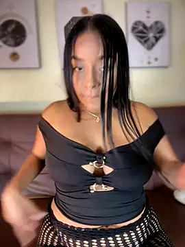 Snapshot of DemiSins chatting on October 6, 2025, 7:03 pm DemiSins online show from October 6, 2025, 7:03 pm