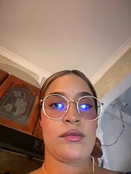 Snapshot of DemiSins chatting on October 17, 2025, 7:15 pm DemiSins online show from October 17, 2025, 7:15 pm