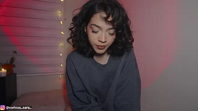  curiouskitten  online show from November 16, 2025, 4:39 am