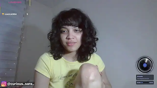  curiouskitten  online show from December 19, 2025, 3:21 am