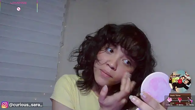  curiouskitten  online show from December 5, 2025, 2:10 am