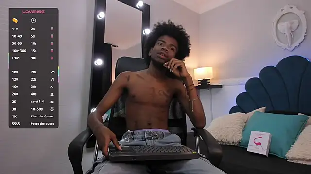 AllexJacob online show from October 11, 2025, 1:23 pm