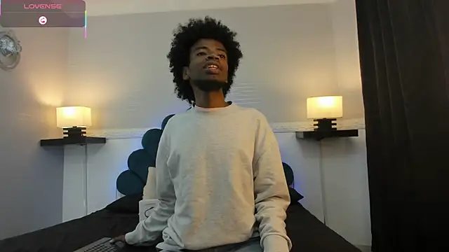 AllexJacob online show from October 10, 2025, 1:12 pm