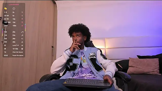 AllexJacob online show from February 2, 2026, 1:21 pm