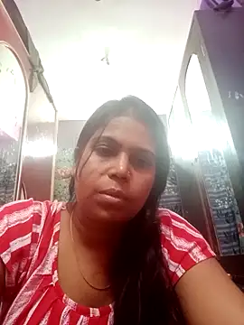 Snapshot of HEENA_STRIP chatting on September 17, 2025, 9:39 pm HEENA STRIP online show from September 17, 2025, 9:39 pm