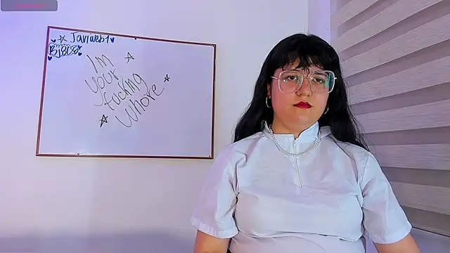 Snapshot of lillit_darkheart_ chatting on November 1, 2025, 8:14 pm lillit darkheart online show from November 1, 2025, 8:14 pm