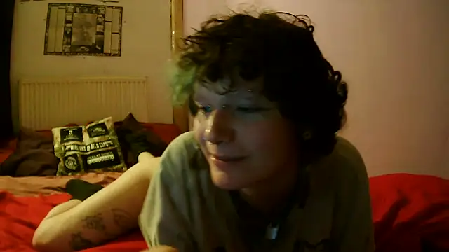 Nydia Levine online show from October 10, 2025, 9:59 pm