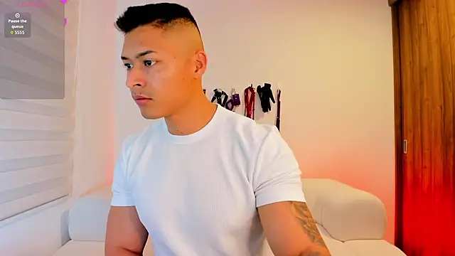 Snapshot of abu_dhabi_21 chatting on September 20, 2025, 9:47 am abu dhabi 21 online show from September 20, 2025, 9:47 am