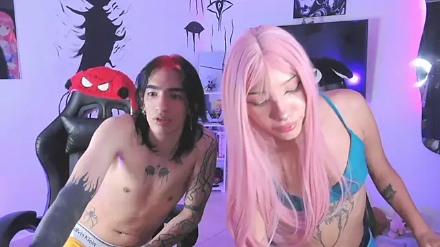 Snapshot of Everlong_ chatting on October 3, 2025, 3:52 am Everlong online show from October 3, 2025, 3:52 am