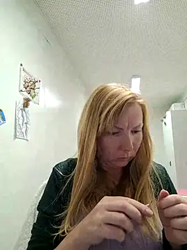 JenyJansi online show from September 18, 2025, 6:55 pm