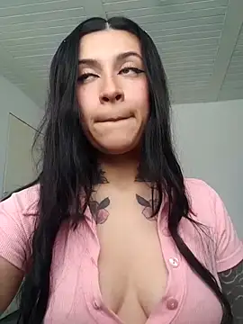 gabii hardy online show from April 20, 2026, 6:09 pm