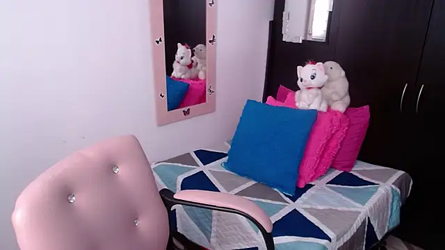 Snapshot of camilavargas_ chatting on November 5, 2025, 9:07 pm camilavargas online show from November 5, 2025, 9:07 pm