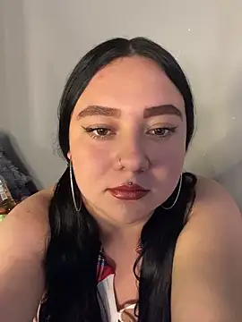 Ssusann Pink online show from October 10, 2025, 4:24 am