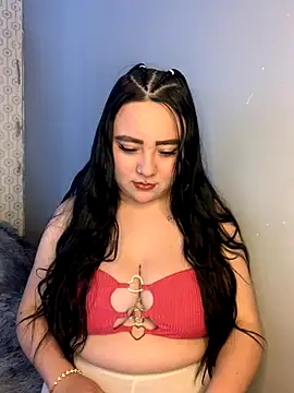 Ssusann Pink online show from September 26, 2025, 1:56 am