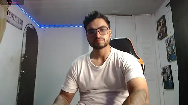 Chrys harris77 online show from November 26, 2025, 8:09 pm