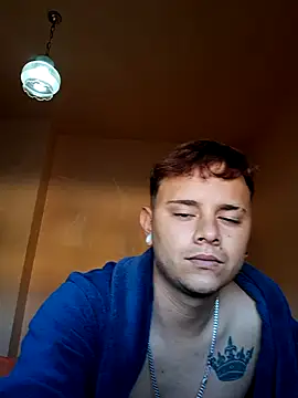 Meenlove online show from September 17, 2025, 7:32 am