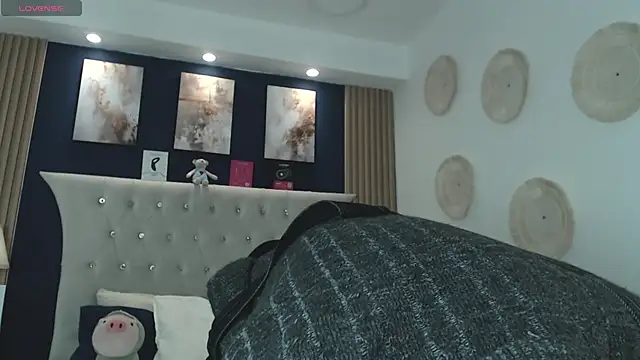 SalvadorFit online show from March 27, 2026, 8:43 pm