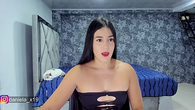 Daniela x19 online show from April 28, 2026, 12:42 am