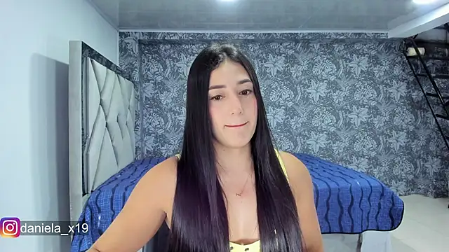 Daniela x19 online show from April 29, 2026, 12:37 am
