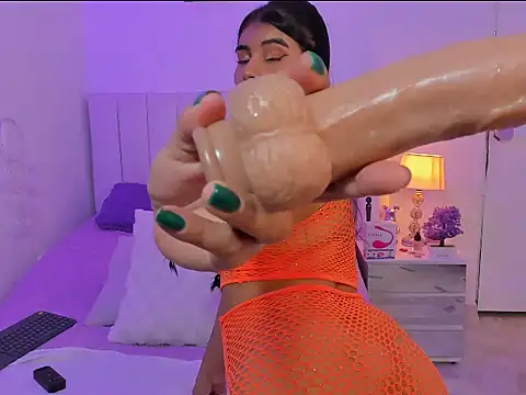 Snapshot of AbyKell chatting on October 19, 2025, 10:12 pm AbyKell online show from October 19, 2025, 10:12 pm