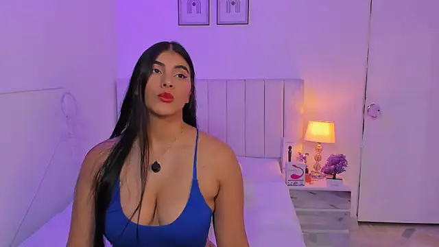 Snapshot of AbyKell chatting on October 9, 2025, 11:38 pm AbyKell online show from October 9, 2025, 11:38 pm