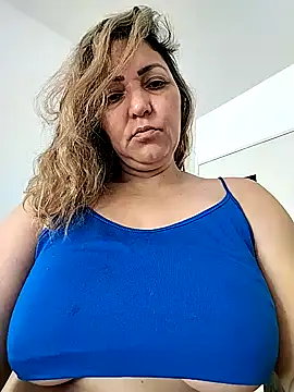 Lunita86 online show from March 7, 2026, 12:43 pm