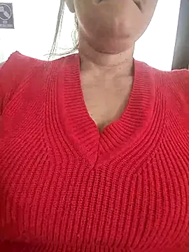 Snapshot of Lunita86 chatting on November 11, 2025, 3:40 pm Lunita86 online show from November 11, 2025, 3:40 pm