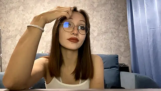 Snapshot of SetsukoBuddemeyer chatting on October 16, 2025, 11:29 am SetsukoBuddemeyer online show from October 16, 2025, 11:29 am