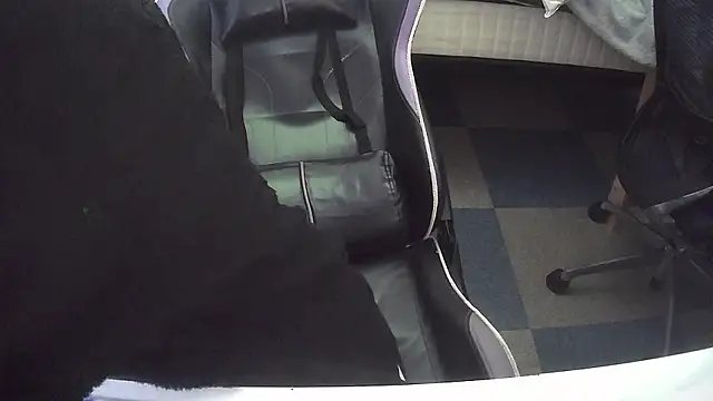 suzullll online show from February 19, 2026, 5:15 am