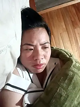 Snapshot of tulipsexy chatting on February 8, 2026, 11:24 pm tulipsexy online show from February 8, 2026, 11:24 pm