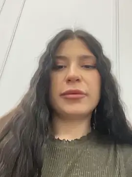 Valerie Ohara online show from October 4, 2025, 4:47 am