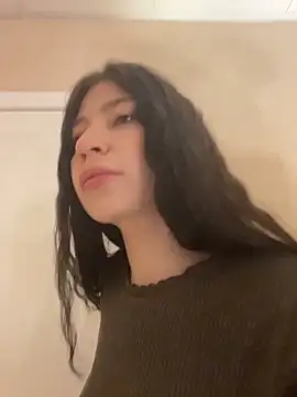 Valerie Ohara online show from November 2, 2025, 4:17 am