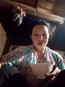 callistra online show from September 21, 2025, 1:27 pm