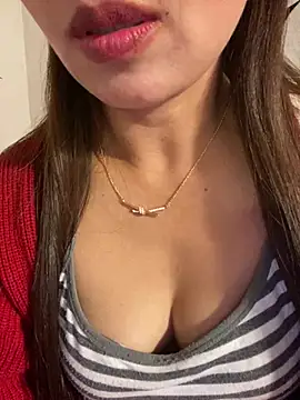 Milky-milk online show from February 2, 2026, 1:26 am