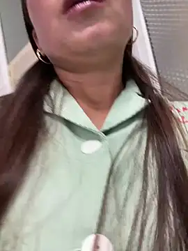 Milky-milk online show from March 22, 2026, 11:50 pm