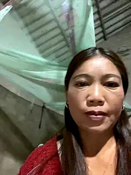 Snapshot of Milky-milk chatting on October 22, 2025, 1:43 pm Milky-milk online show from October 22, 2025, 1:43 pm