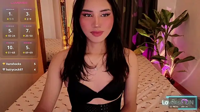 Divine Goddesss online show from December 2, 2025, 3:19 am