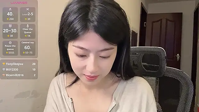 Noimpty   online show from September 18, 2025, 11:02 am