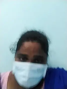 Snapshot of Ammulu-k chatting on September 25, 2025, 10:43 am Ammulu-k online show from September 25, 2025, 10:43 am