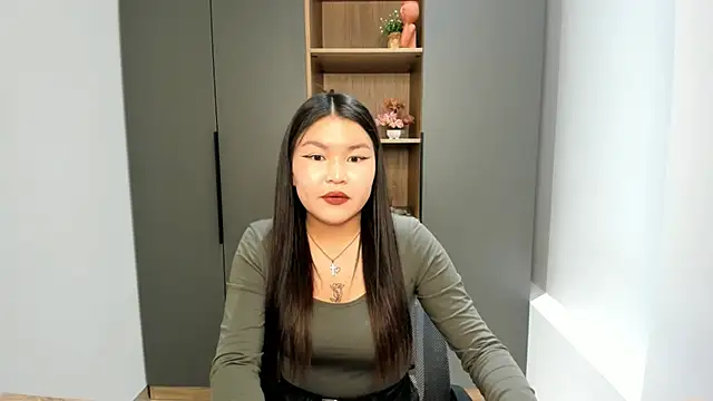 Snapshot of BrunaSand chatting on September 21, 2025, 5:56 am BrunaSand online show from September 21, 2025, 5:56 am