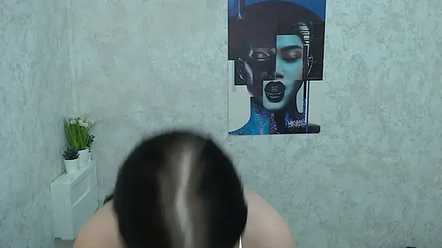 Snapshot of MiraBabe_ chatting on November 7, 2025, 8:52 am MiraBabe online show from November 7, 2025, 8:52 am