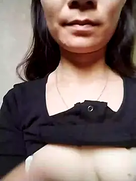 Snapshot of Girl_sexy98 chatting on December 4, 2025, 6:12 am Girl sexy98 online show from December 4, 2025, 6:12 am