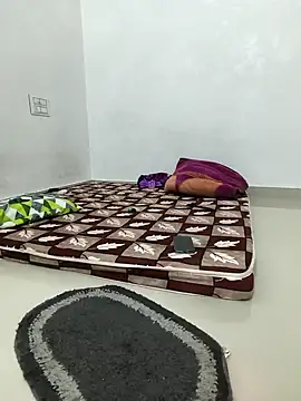 sassyishhu76 online show from February 23, 2026, 2:06 pm