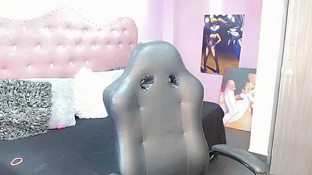 Snapshot of Sophia_Stonee chatting on October 14, 2025, 11:11 am Sophia Stonee online show from October 14, 2025, 11:11 am