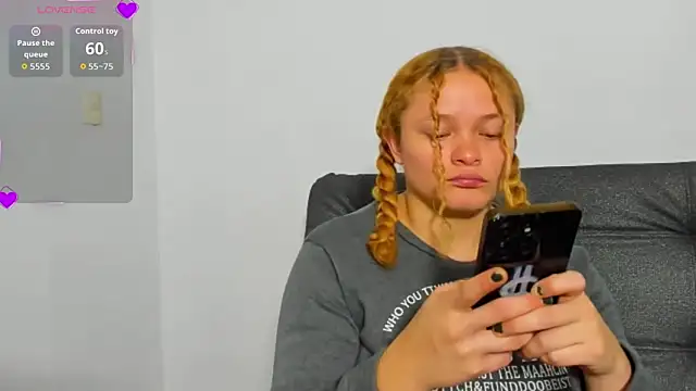 Cherrysweetyx online show from March 2, 2026, 12:23 pm