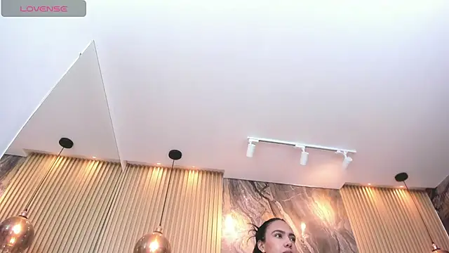 grace daviss online show from October 3, 2025, 10:50 am