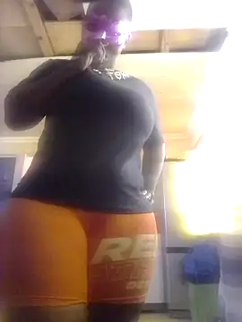 Snapshot of Geebabe219 chatting on October 15, 2025, 2:47 pm Geebabe219 online show from October 15, 2025, 2:47 pm