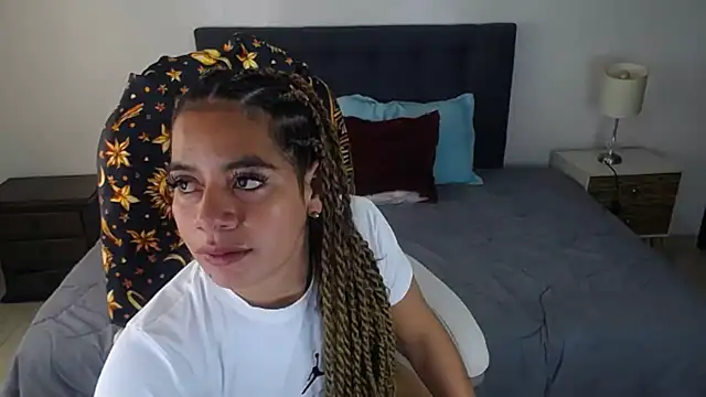 Amber  s online show from October 7, 2025, 2:07 pm